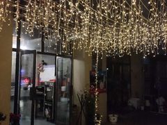 -臻鲜燕海鲜融合餐厅(金陵style店)