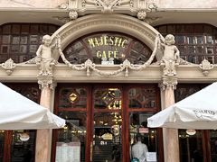-Majestic Café