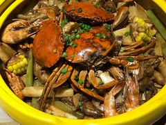 -多嘴肉蟹煲(万达店)