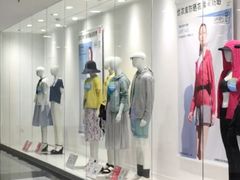 -优衣库(上海正大广场店)