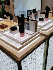 -奥伦纳素Erno Laszlo