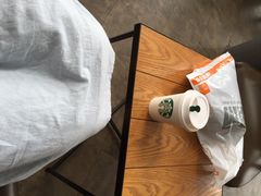 星巴克(天一旗舰店)-星巴克臻选(宁波天一广场店)