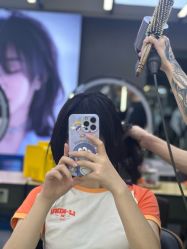 -藤野造型烫发染发