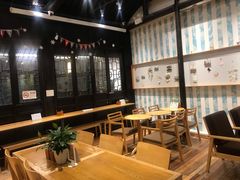 -猫的天空之城概念书店(杭州南宋御街店)