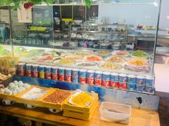 自助取餐区-鱼窝棚柴火铁锅炖(富山屯店)