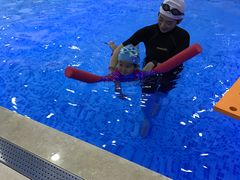 -乐悠游亲子游泳俱乐部