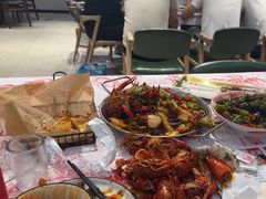 -老班长·小龙虾·鲜货烧烤大排档(金街美地店)