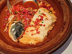 -阿瓦山寨·湘菜现炒·剁椒鱼头王(咸阳总店)