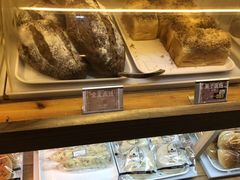 -韩国利尔面包(桂林路店)