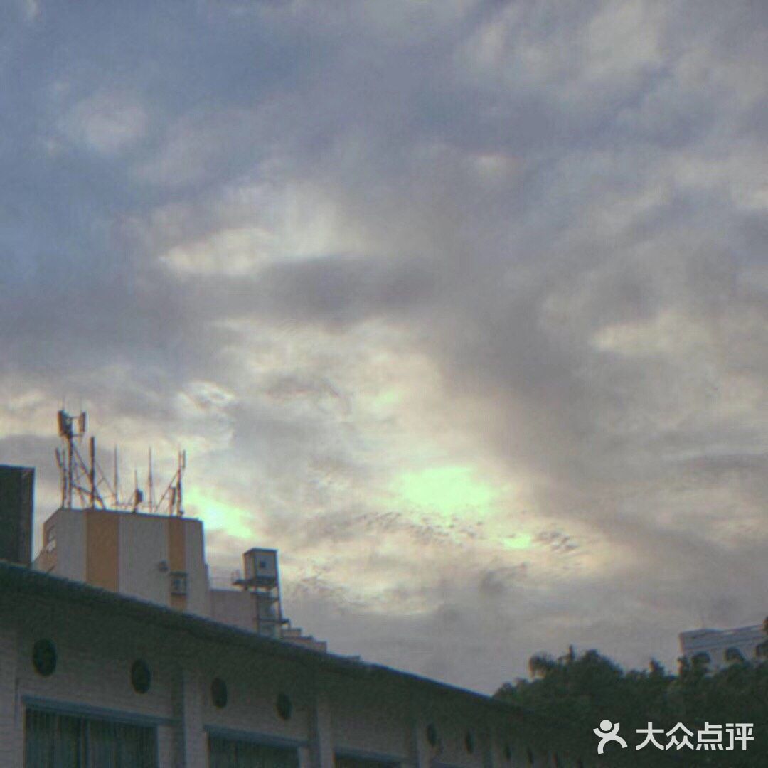一善染心 万劫不朽 百灯旷照 千里通明