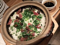 港式腊味煲仔饭-博多新记·粤菜(复兴店)