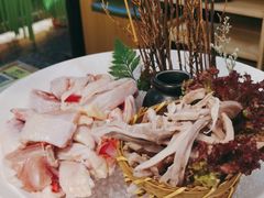 -洪氏嗨捞·猪肚鸡火锅(阳光天地店)