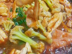 -极有家小鱼小鸡石锅煲(佳兆业店)