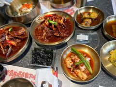 -草家酱蟹炭火烤肉店(珲春南路二店)