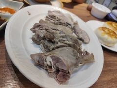 -贯贯吉·清真餐厅(浙江中路店)