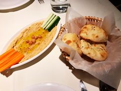 鹰嘴豆泥配面包-Pasha帕夏土耳其餐厅(南昌路店)