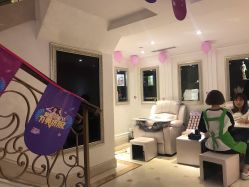 -孔雀手美甲美睫护理