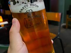 -TASTE ROOM Bar
