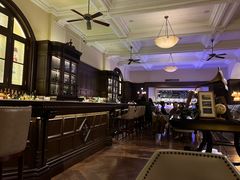 -LONG BAR 廊吧(外滩华尔道夫酒店)