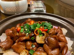 五香肥肠煲-東大方(武康千秋广场店)