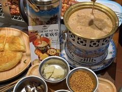 -百彦蒙古包·碳烤羊排·手抓羊肉(万江首店)