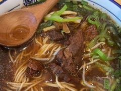 -镇南锅盖面馆(解放路店)