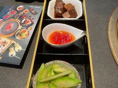 -铭牛烧肉·和牛海鲜自助(高新月牙湖店)