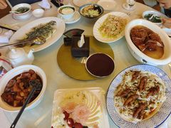 -顺峰海鲜酒楼(省府店)