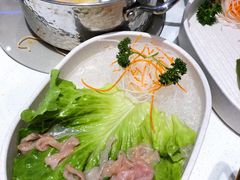 -呷哺呷哺