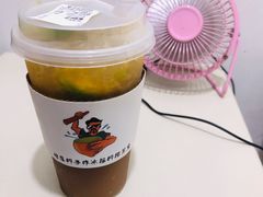 超浓渣男手打柠檬茶-咕摩柠·手打柠檬茶(金湖店)