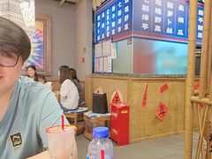 -洱火云南酸菜牛肉火锅(石景山当代商城店)