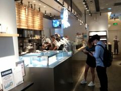 -喜茶(上海兴业太古汇店)