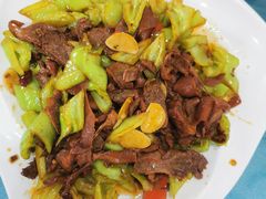 -龙香居海鲜浑锅家常菜·特色驴肉