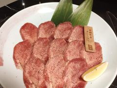 -山川小町·极番烧肉(新地假日广场店)
