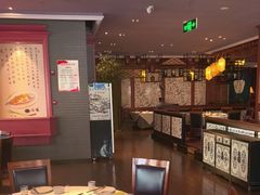 -八府香鸭·啫啫煲(华山路店)