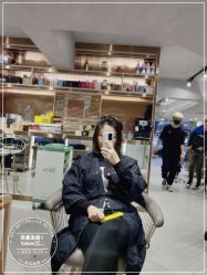 -苏豪路易士·嘉玛发廊
