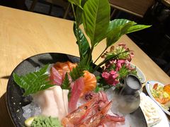 -枝魯枝魯自助料理