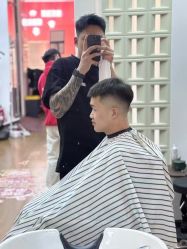-尤司男士国潮理发馆