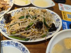 -老天桥酱肉烧饼夹肘子(天桥店)