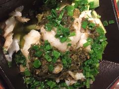 烫口石锅雪花鱼-老头儿油爆虾·知味杭州(爱琴海购物中心)