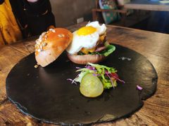 -HIGH FIVE哈福手工汉堡(桂林路店)