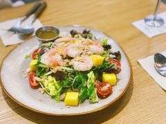 鲜柚芒果沙拉&nbsp;佐冰花酸梅酱-HELLO 27 意面·沙拉·帕尼尼