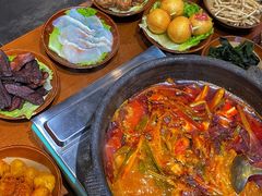 -黔有有贵州酸汤夺夺粉火锅(五味十字店)
