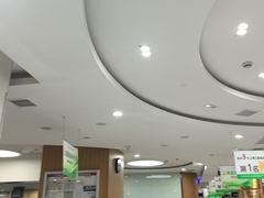 -雅悦齿科(顾村公园店)