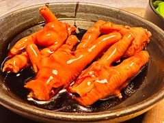 鲍汁凤爪-来龙里 精致 东南亚餐室(万象城店)