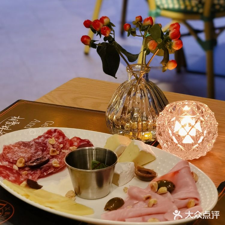 来比尔感受浪漫法餐，让你仪式感满满