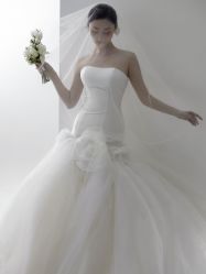 -至臻微拉婚纱摄影