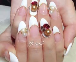 -逸日式美甲美睫工作室