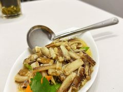 蟹柳烩芦笋-新光酒家方亮蟹宴(黄浦店)