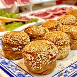 烤串涮肉就来他家！肉肉脑袋快冲呀～
